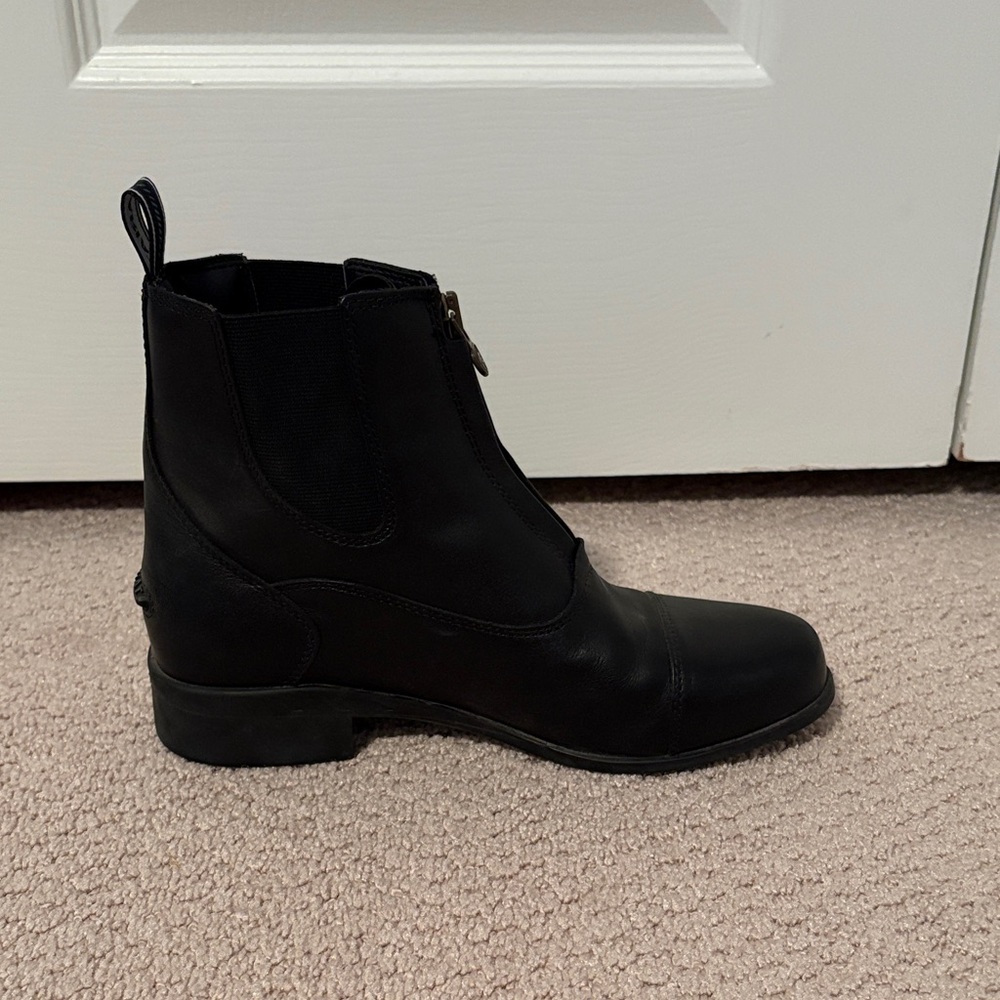 Ariat Black Leather Riding Boots - Picture 3 of 8